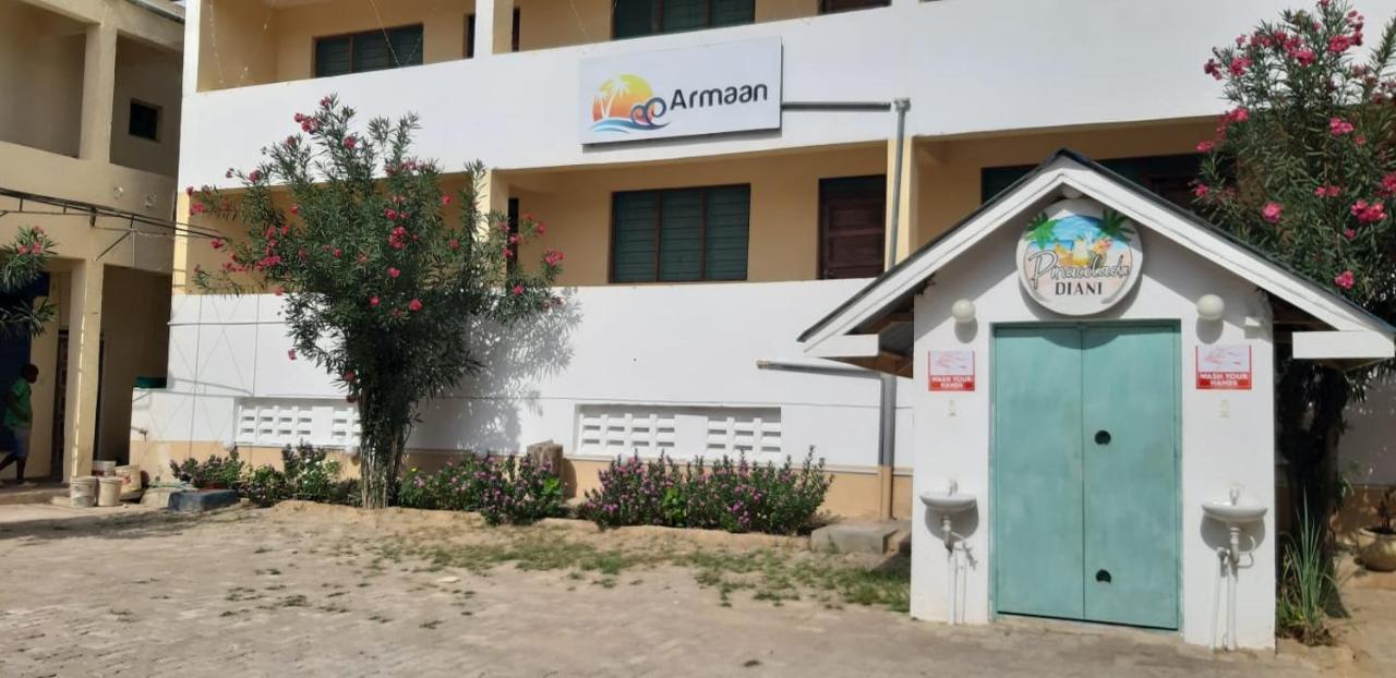 Armaan Guest House Diani Beach Kültér fotó