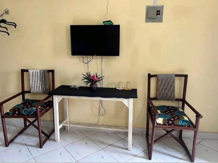 Armaan Guest House Diani Beach Kültér fotó